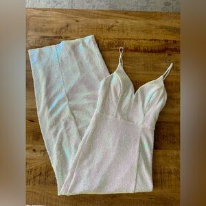 Elegant Sequin Iridescent Gown • Size 3/4 • Flawless & Perfect for Formal /Prom